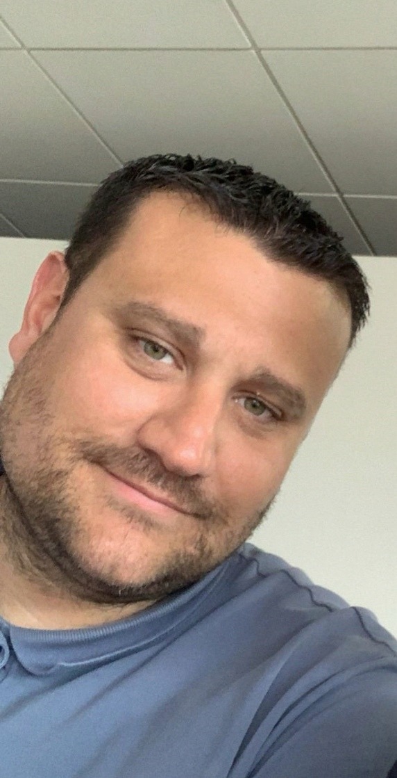 Profil de Genaro, 40 ans, Soiree gay à Loc