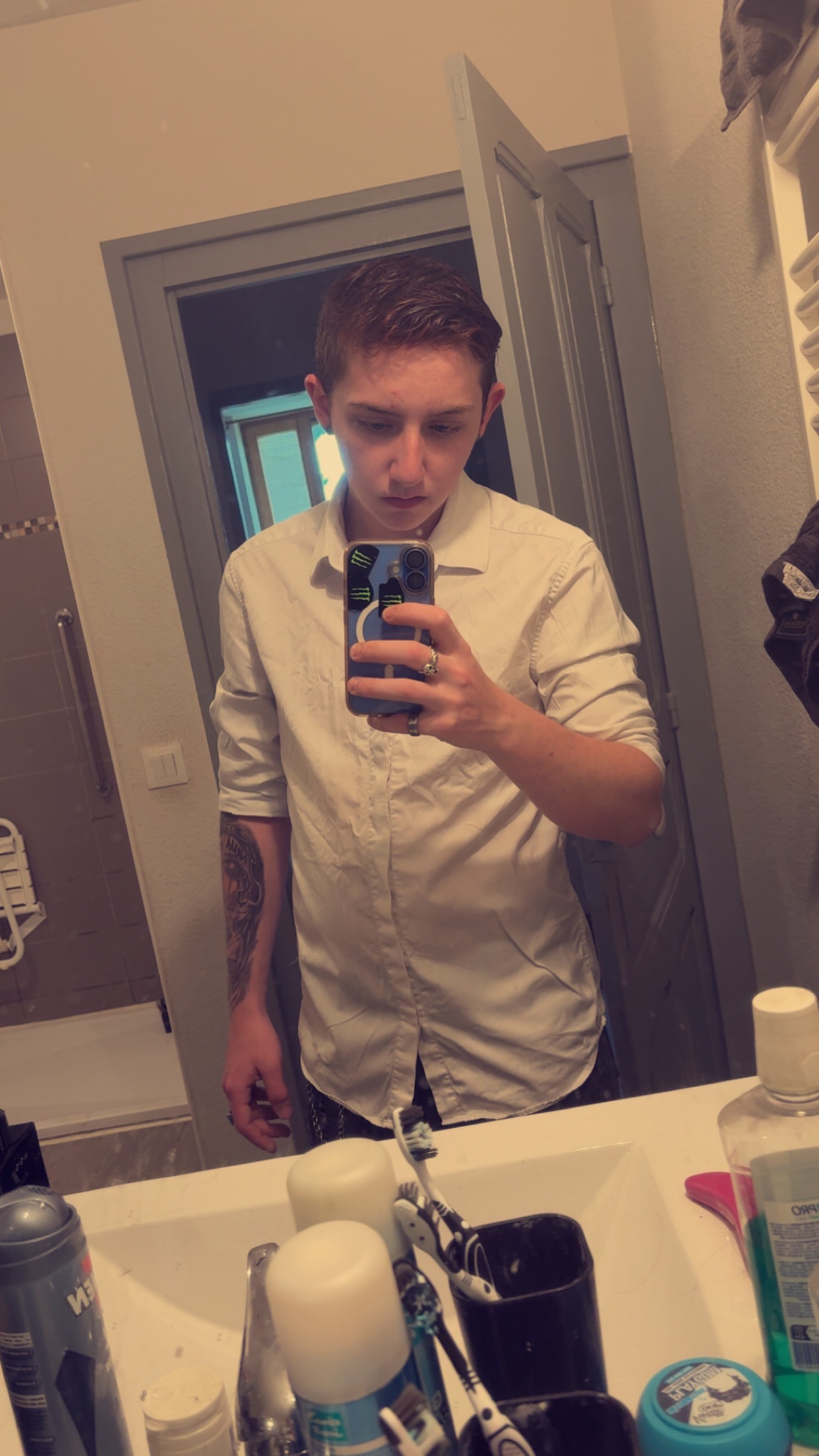 Profil de Soufyane, 20 ans, Soiree gay à Obermutten