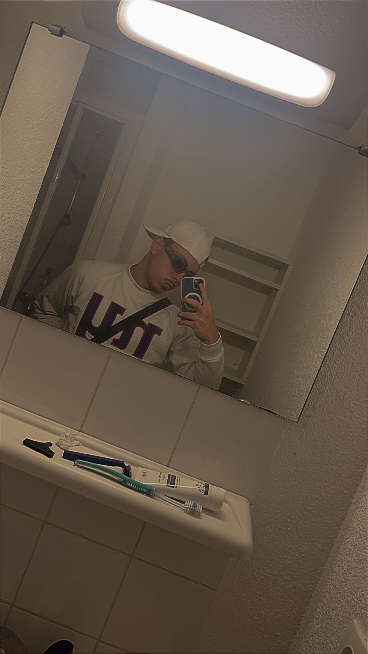 Profil de Aramis, 21 ans, Soiree gay à Buchillon