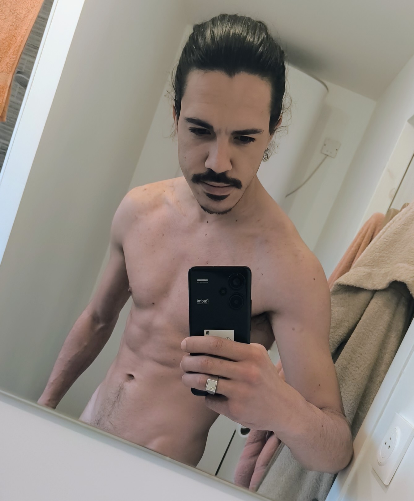 Profil de Saphir, 30 ans, Soiree gay à Schönenwerd