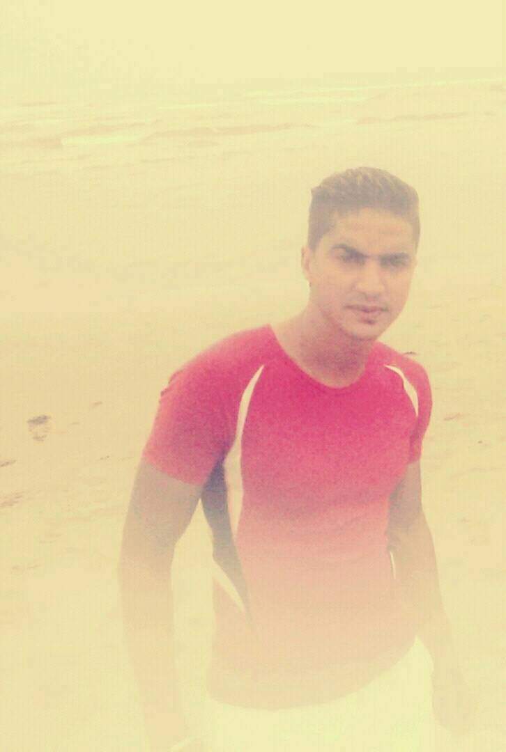 Profil de Ihssane, 32 ans, Soiree gay à Meilen