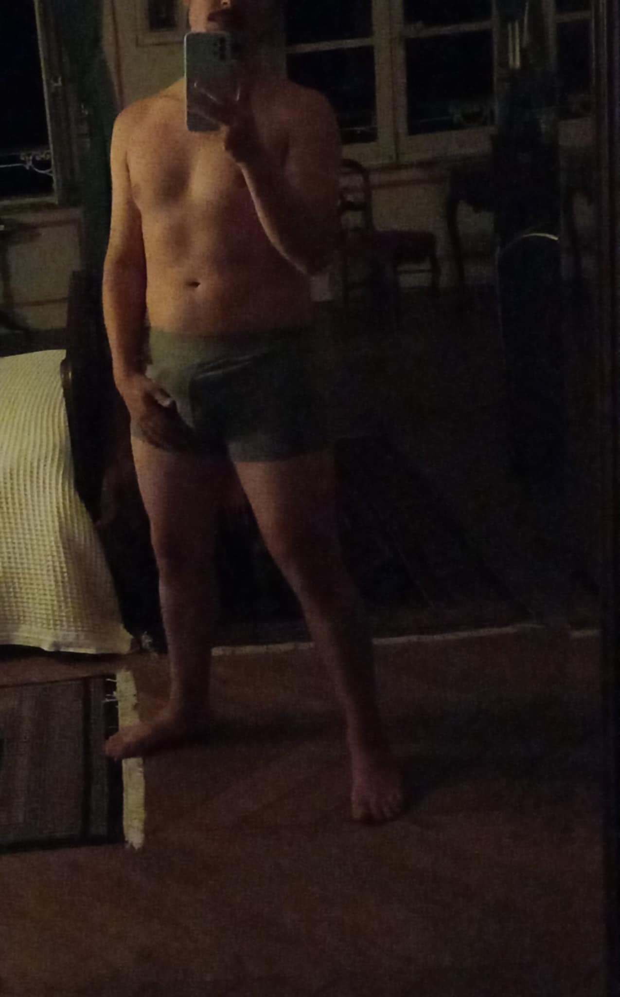 Profil de Job, 24 ans, Soiree gay à Correvon