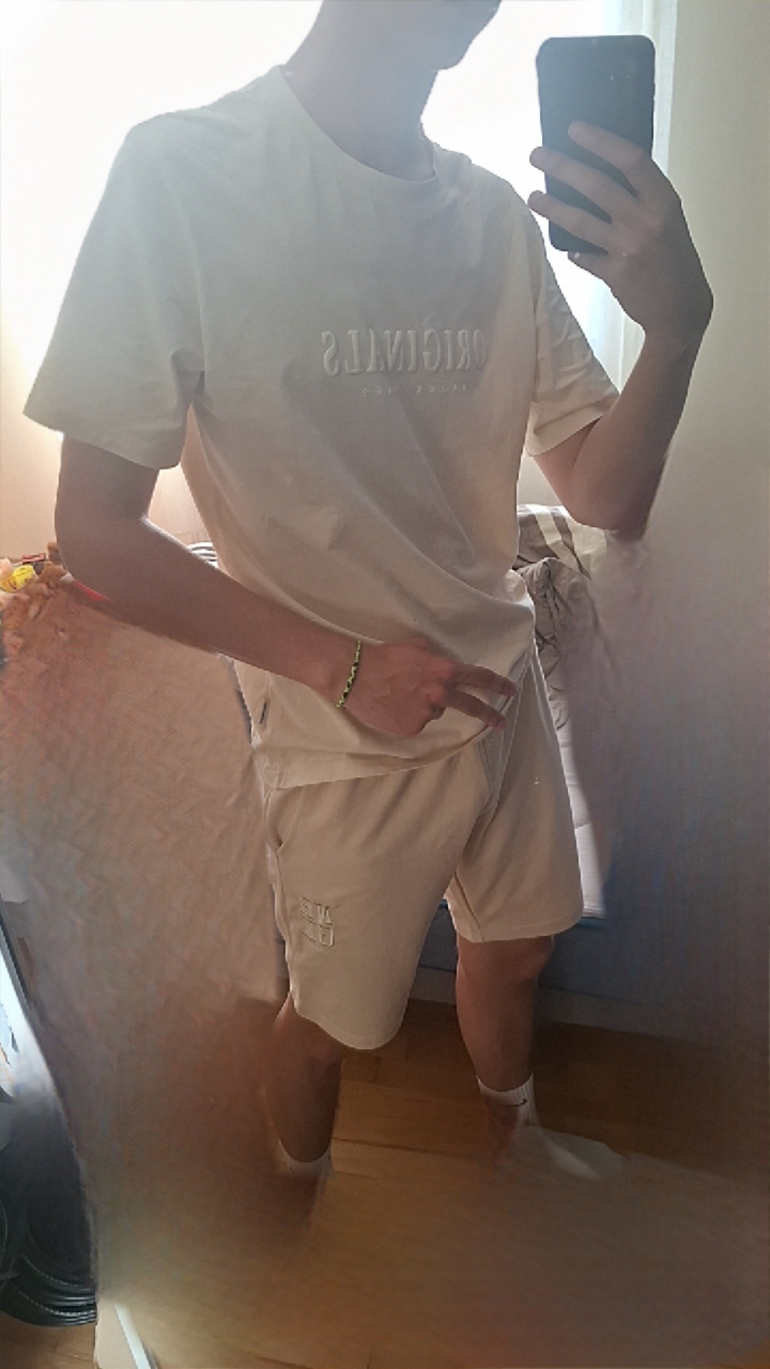Profil de Yemine, 18 ans, Soiree gay à St-Oyens