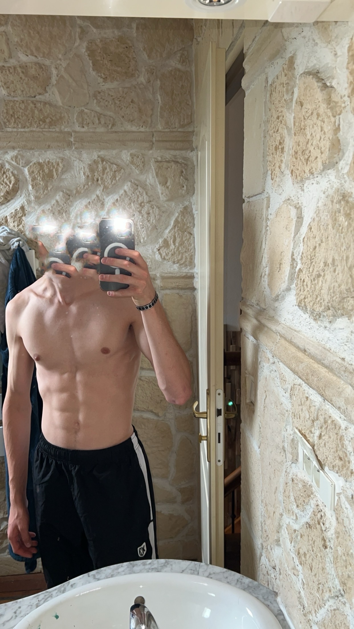 Profil de Cecil, 24 ans, Soiree gay à Willadingen