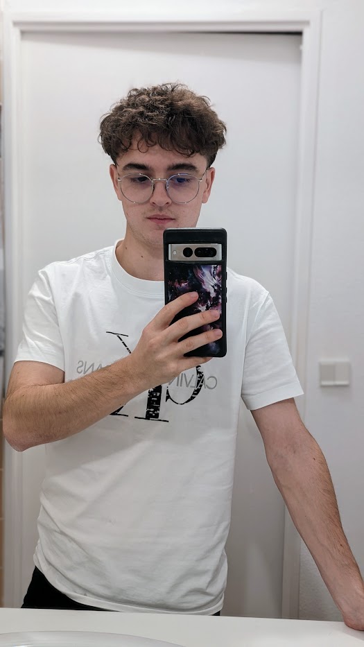 Profil de Jun, 21 ans, Soiree gay à Maloja