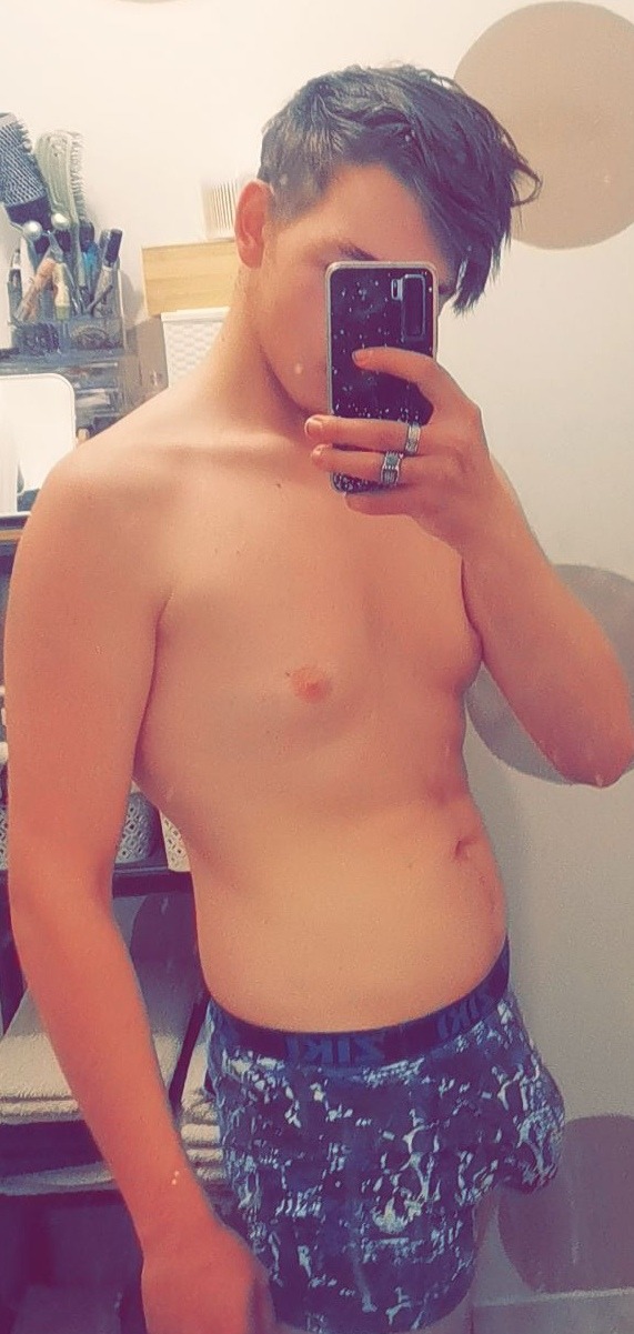 Profil de Massoud, 18 ans, Soiree gay à Lax