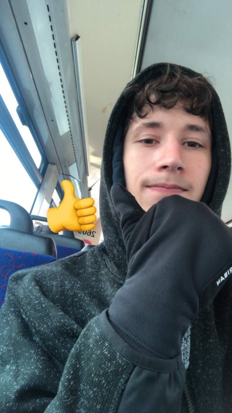 Profil de Nadji, 22 ans, Soiree gay à Köniz