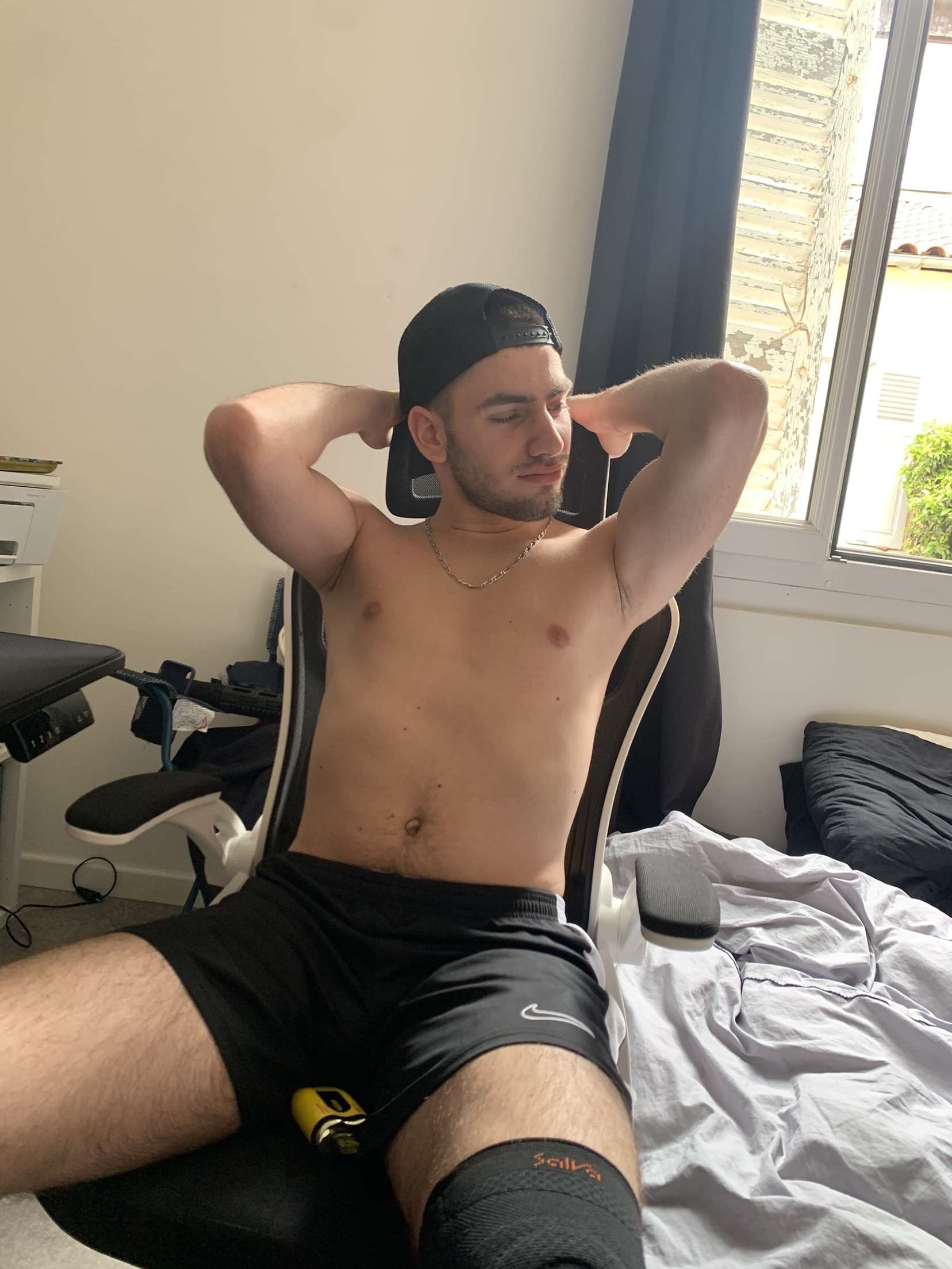 Profil de Aleksei, 19 ans, Soiree gay à Melchtal