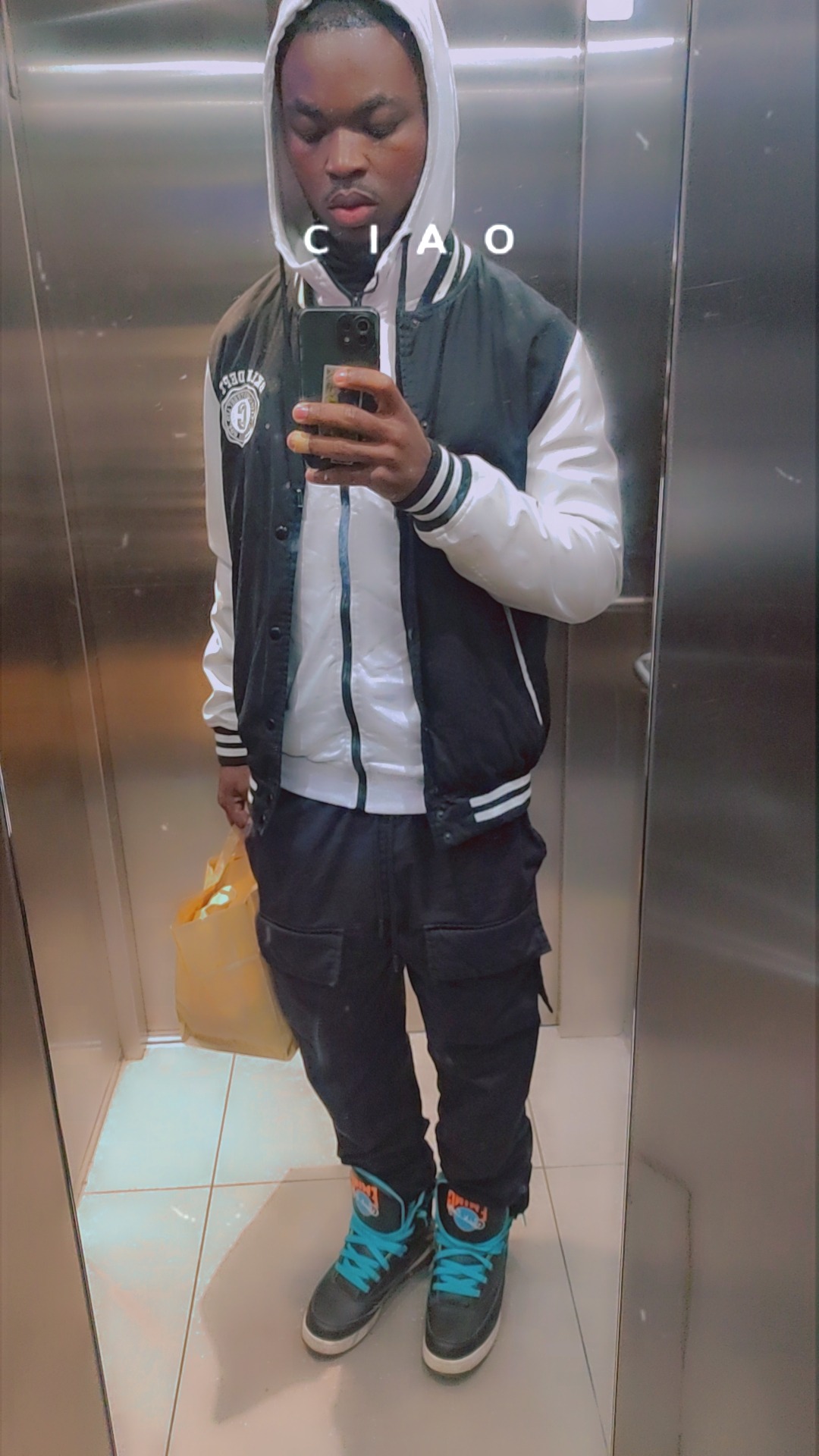 Profil de Rodwan, 22 ans, Soiree gay à Arth