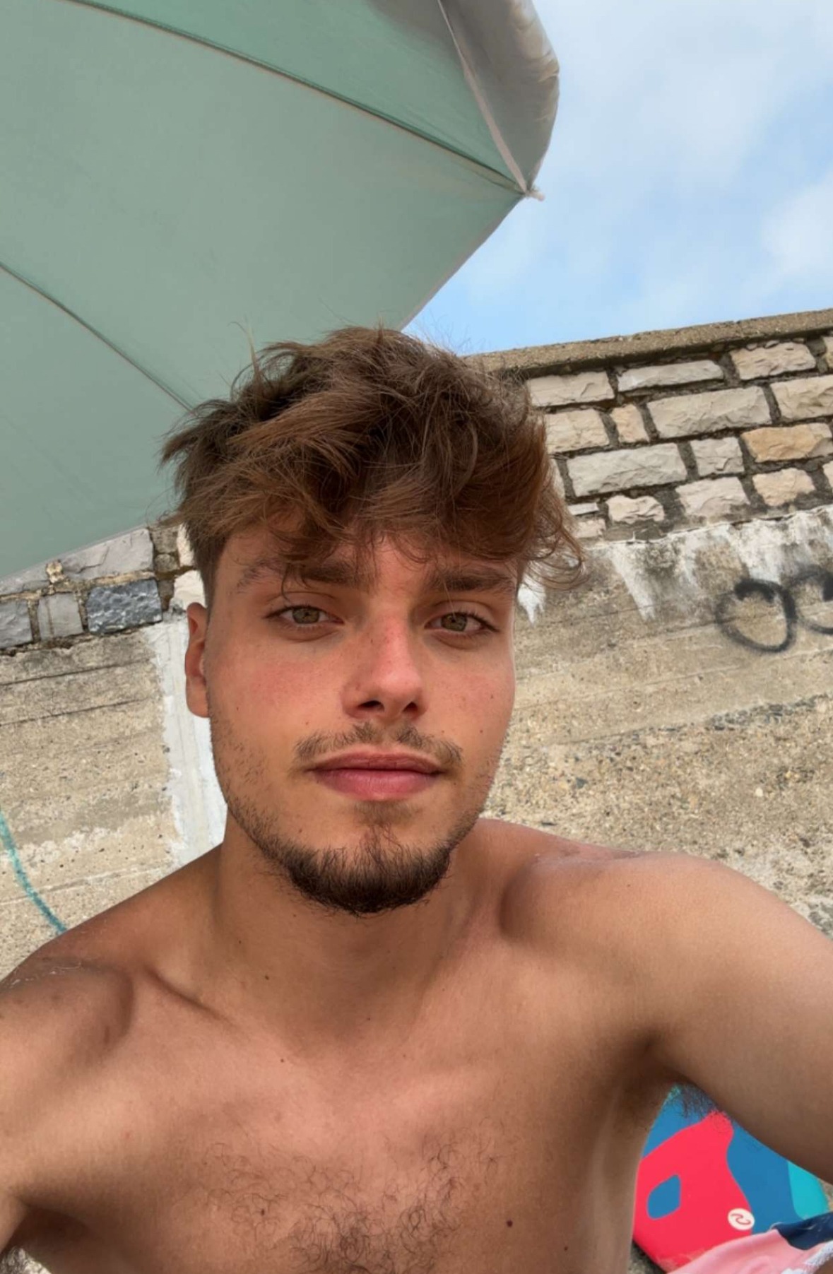 Profil de Jean-alex, 18 ans, Soiree gay à St-Oyens