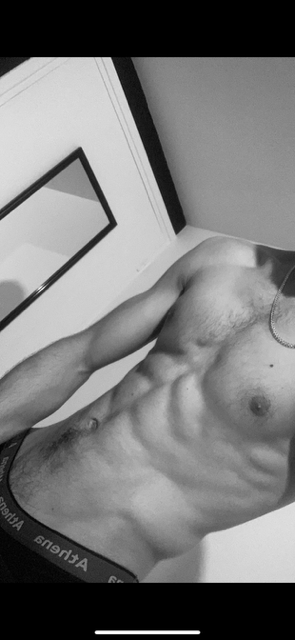 Profil de Yves-eric, 23 ans, Soiree gay à Thalwil