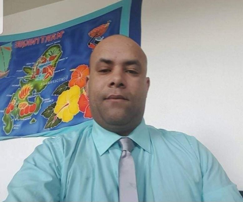 Profil de Yowen, 45 ans, Soiree gay à Bursinel