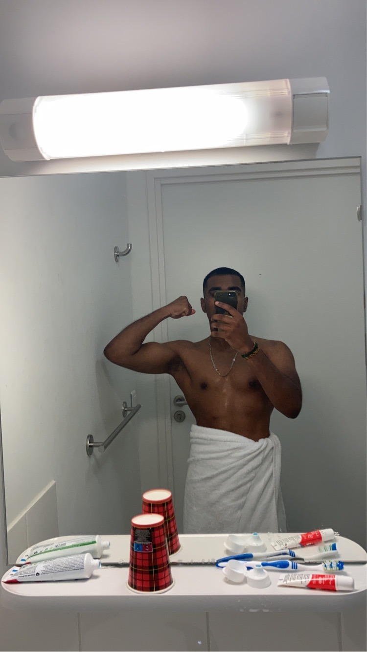 Profil de Yonie, 26 ans, Soiree gay à Degen