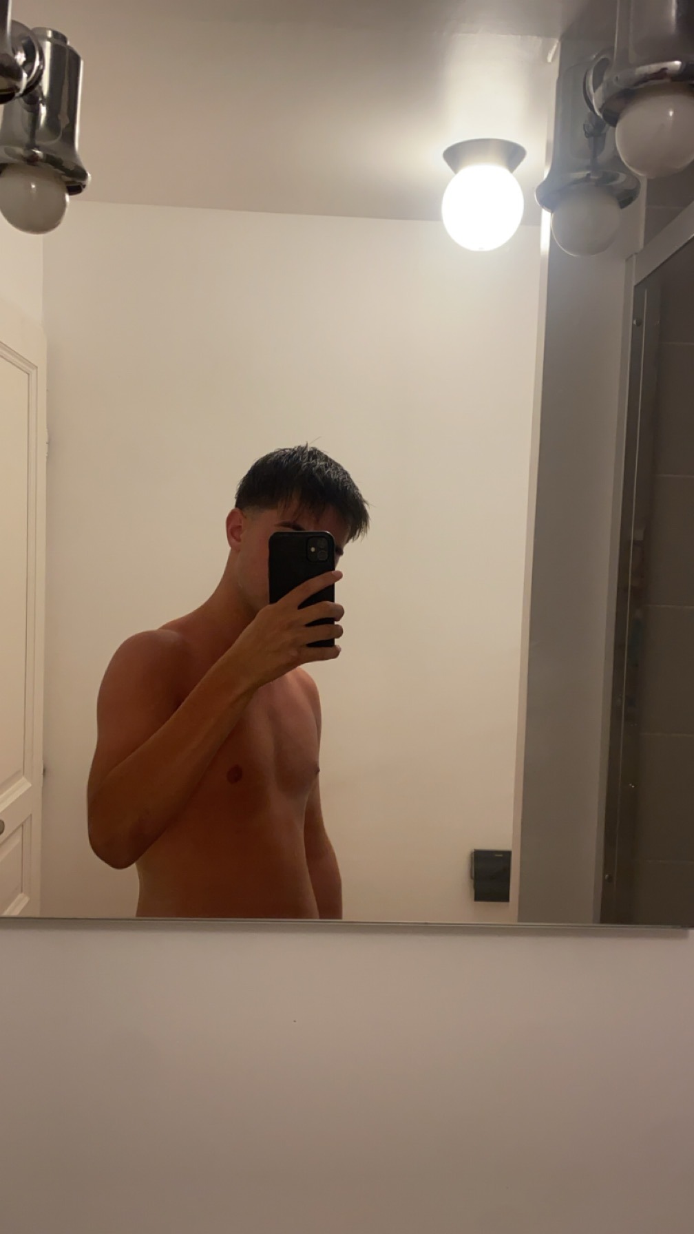 Profil de Lazare, 18 ans, Soiree gay à Dardin