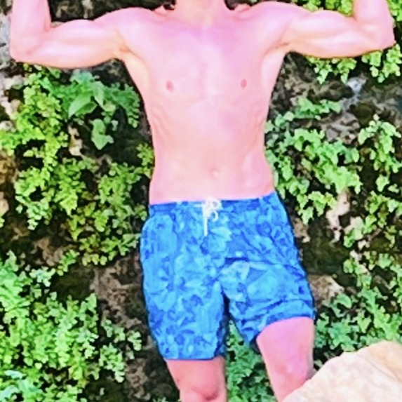 Profil de Kamardine, 21 ans, Soiree gay à Oron-le-Châtel
