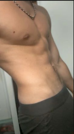 Profil de Adelio, 21 ans, Soiree gay à Daillon