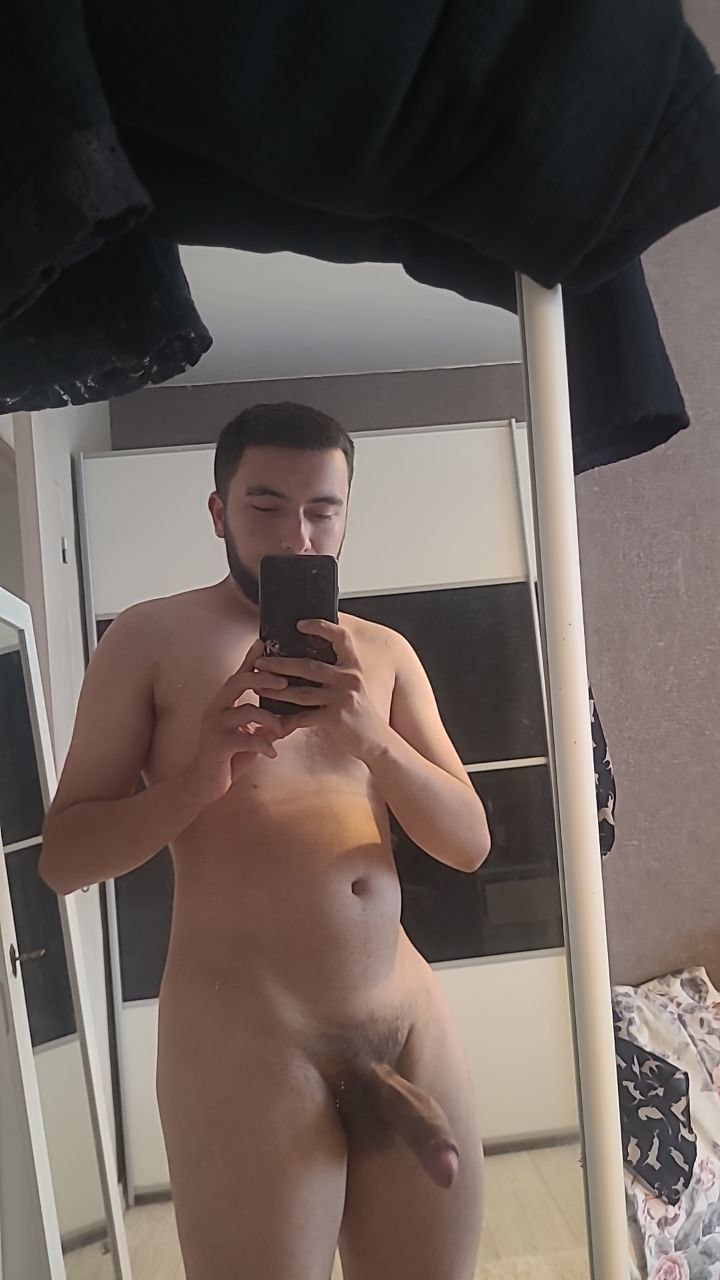 Profil de Deynis, 20 ans, Soiree gay à Brüttisellen
