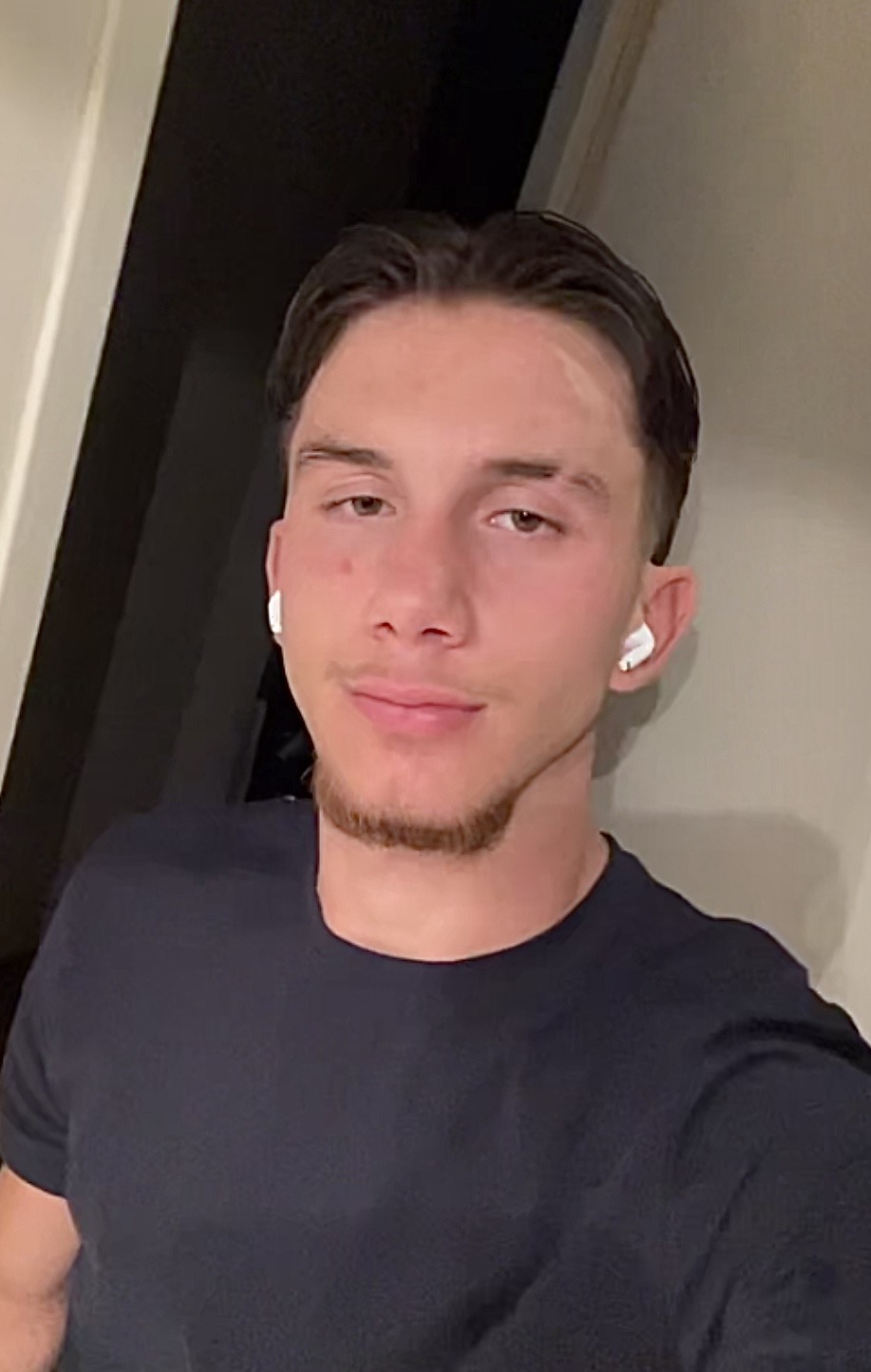 Profil de Abdeldjalil, 22 ans, Soiree gay à Gresso