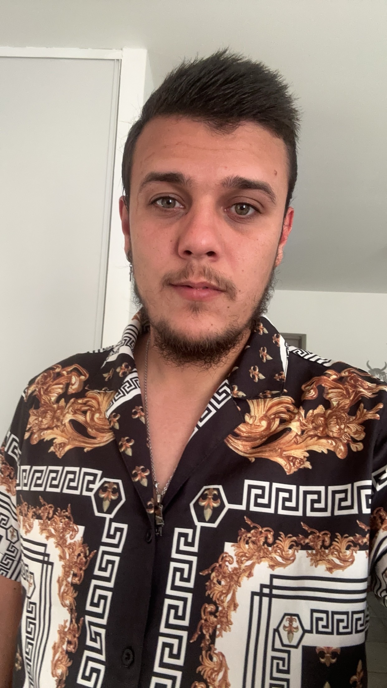 Profil de Flory, 28 ans, Soiree gay à Maloja
