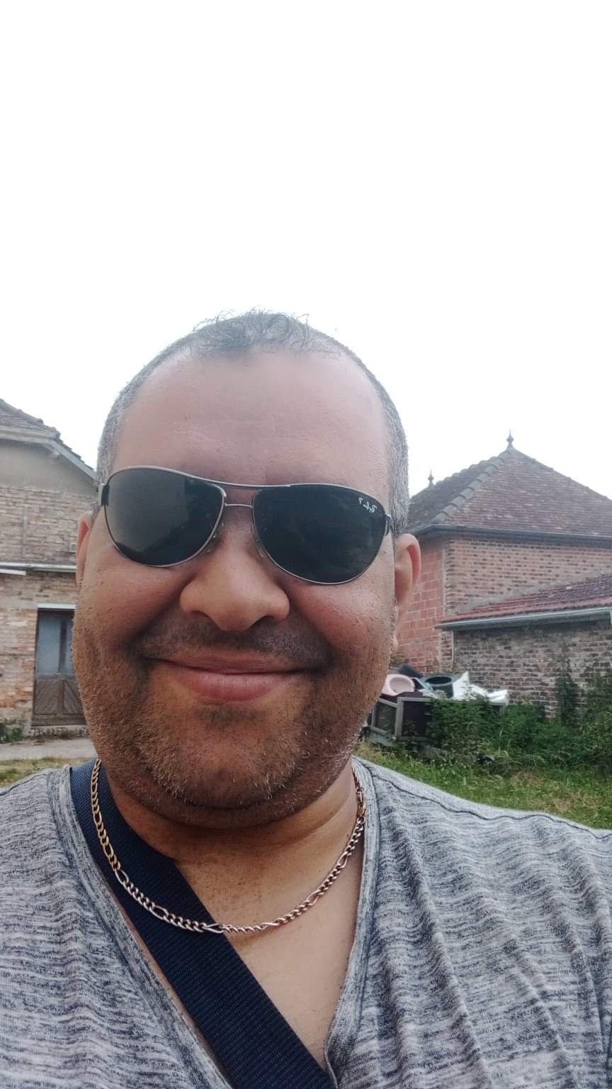 Profil de Loukmane, 50 ans, Soiree gay à Feutersoey