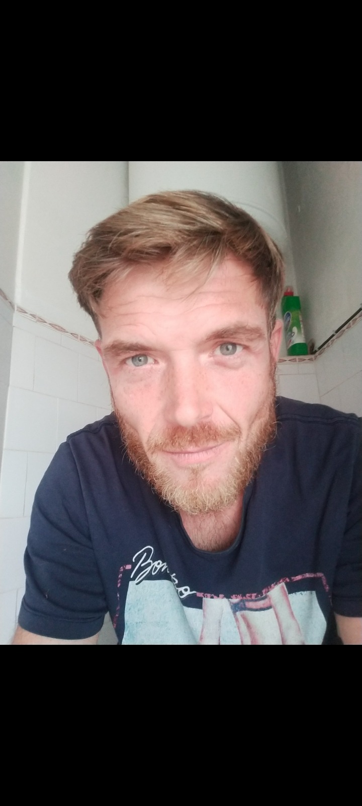 Profil de Toumani, 38 ans, Soiree gay à Gorduno