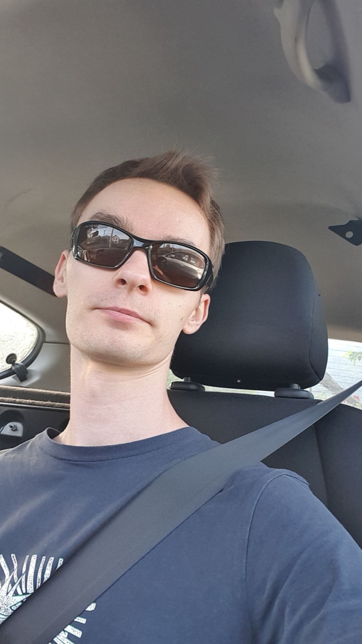 Profil de Stone, 30 ans, Soiree gay à Prêles