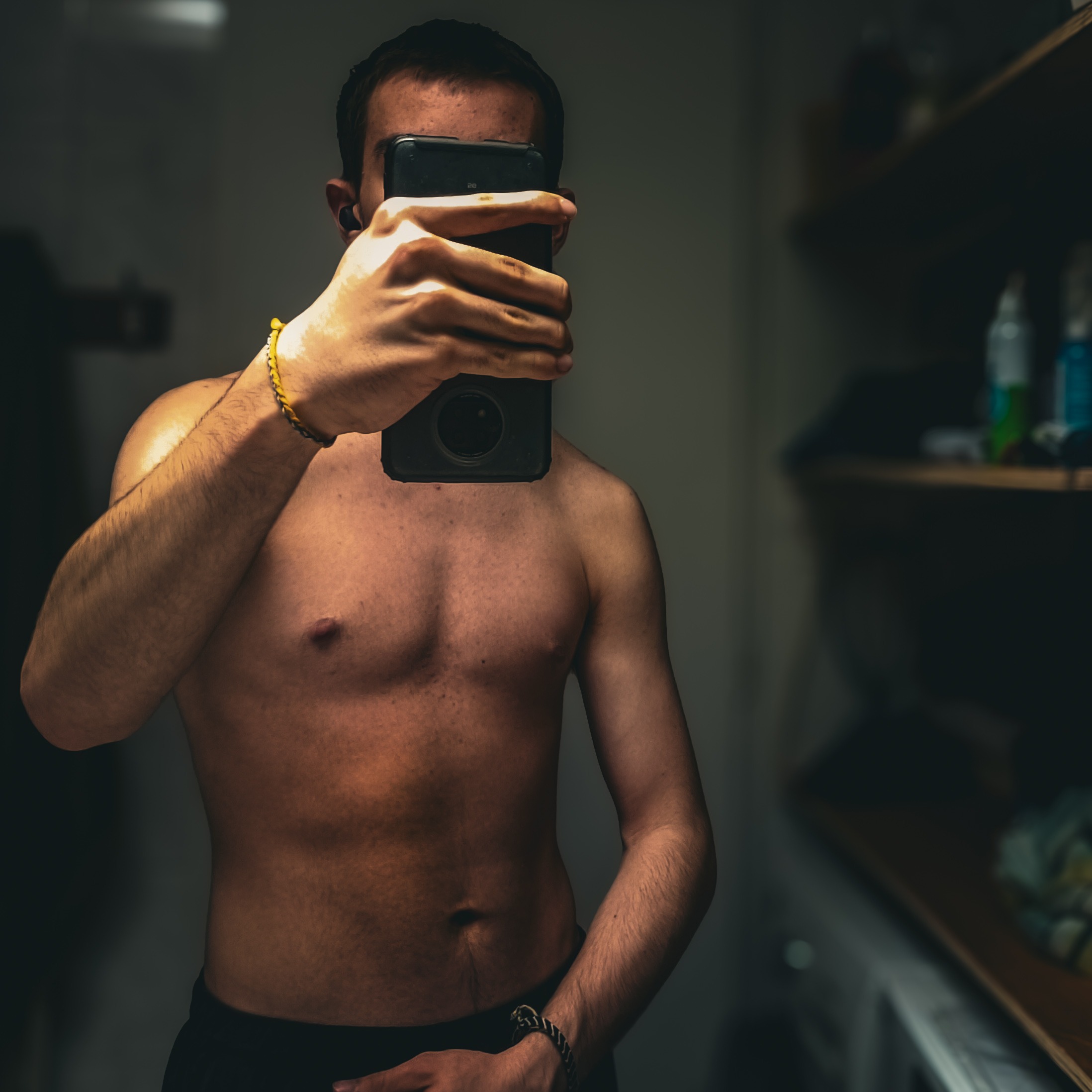 Profil de Hafide, 23 ans, Soiree gay à Obermutten
