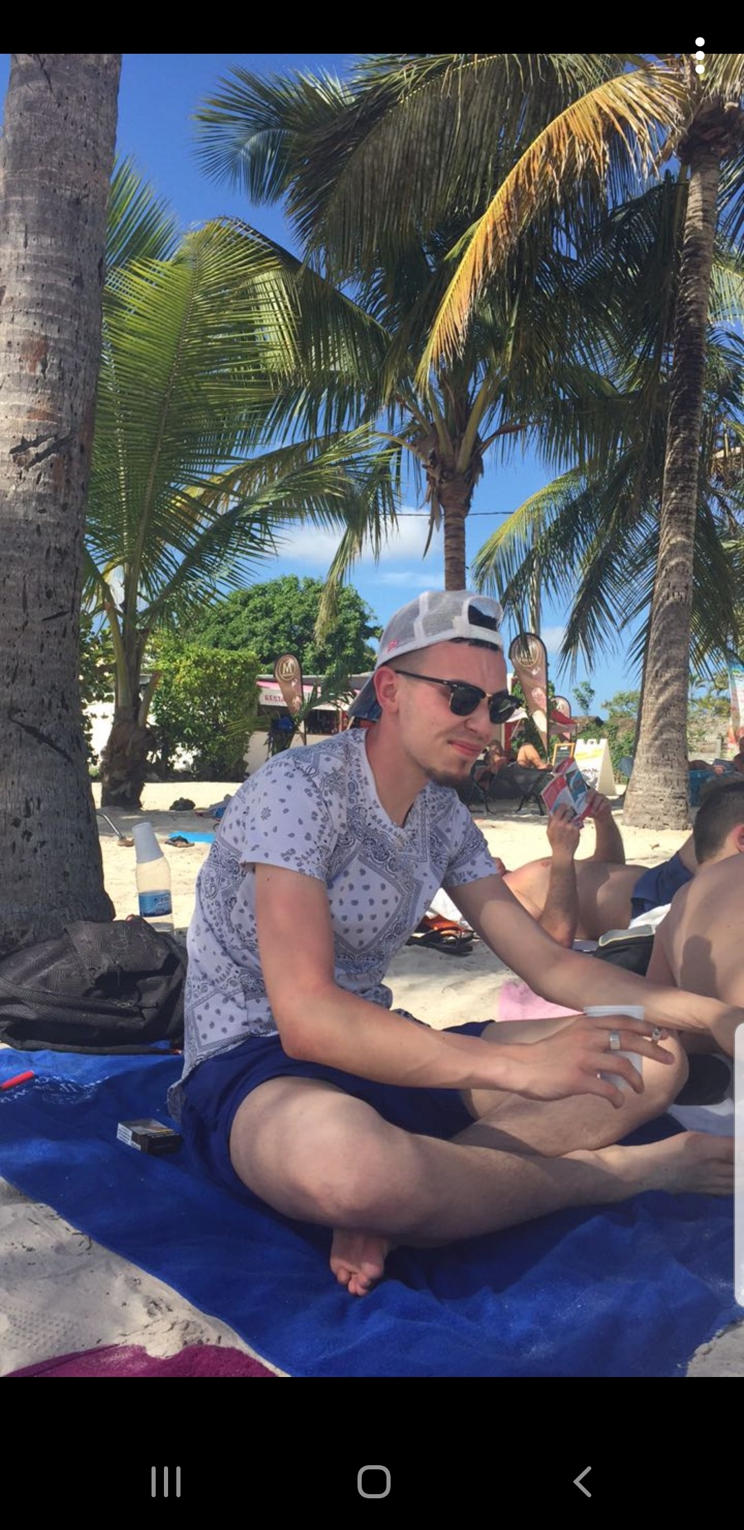 Profil de Lassad, 33 ans, Soiree gay à Feutersoey
