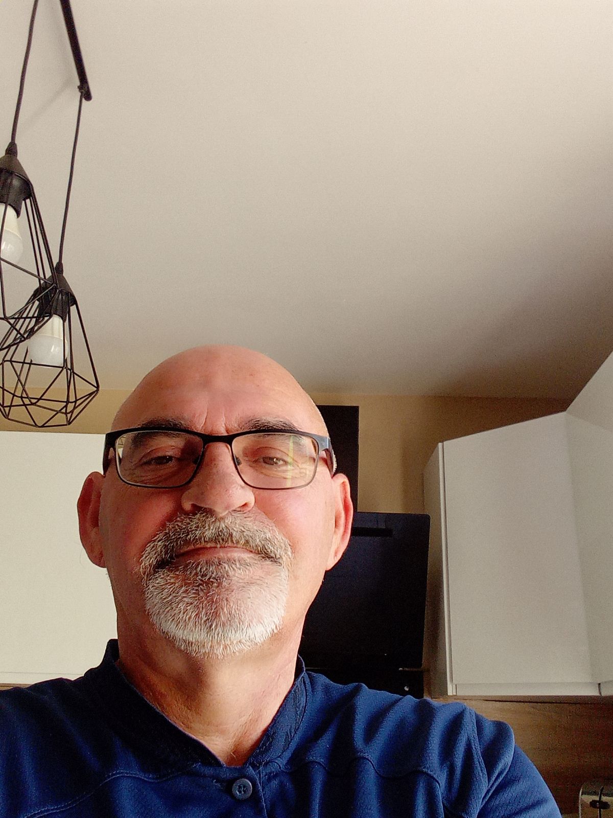 Profil de Michel, 55 ans, Soiree gay à St. Martin (Lugnez)