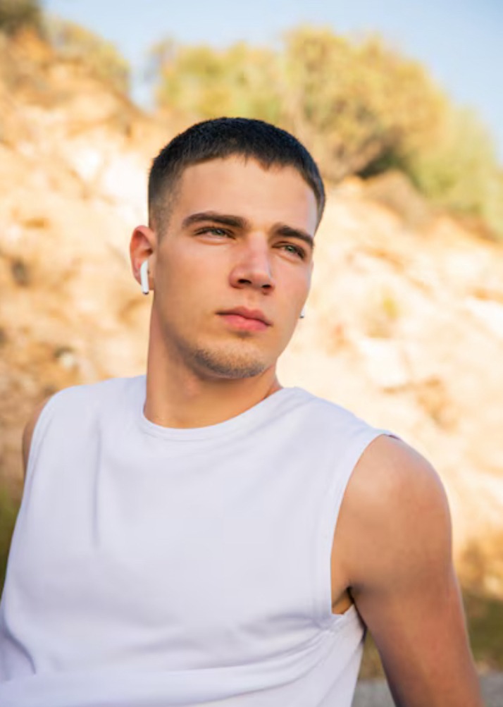 Profil de Nhat, 24 ans, Soiree gay à Muotathal