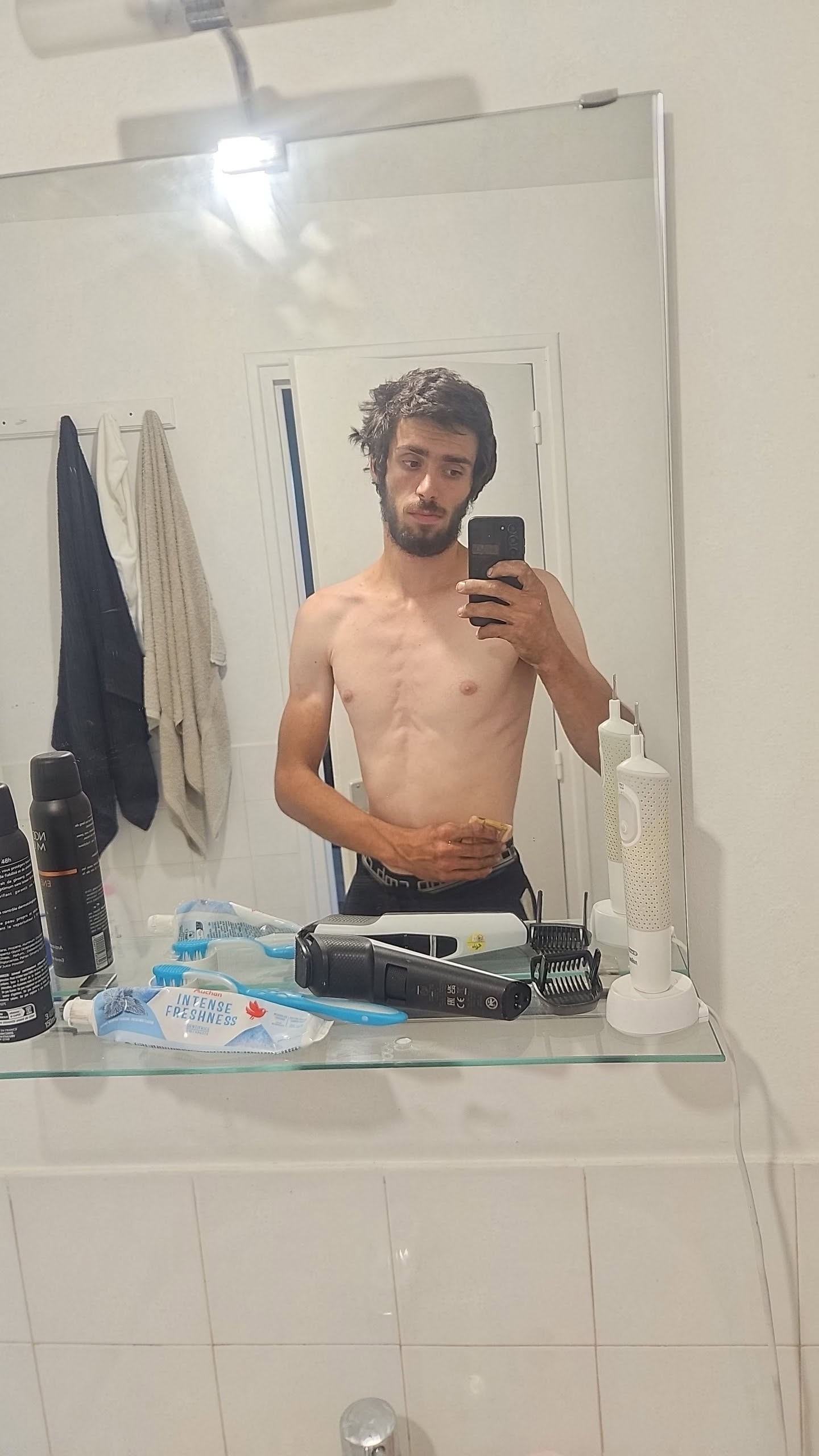Profil de Finn, 19 ans, Soiree gay à Vnà