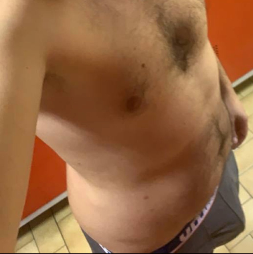 Profil de Aron, 36 ans, Soiree gay à Viège