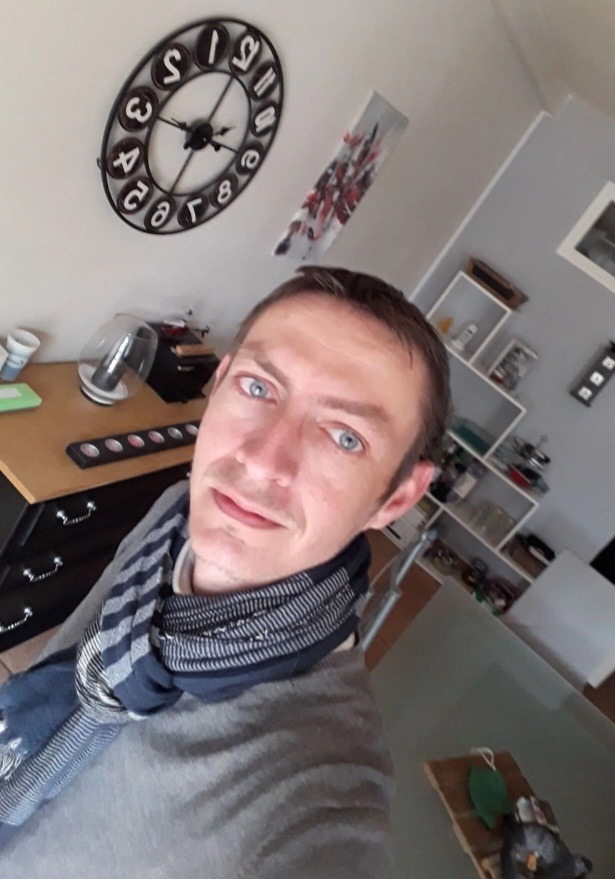 Profil de Ermando, 37 ans, Soiree gay à Horriwil
